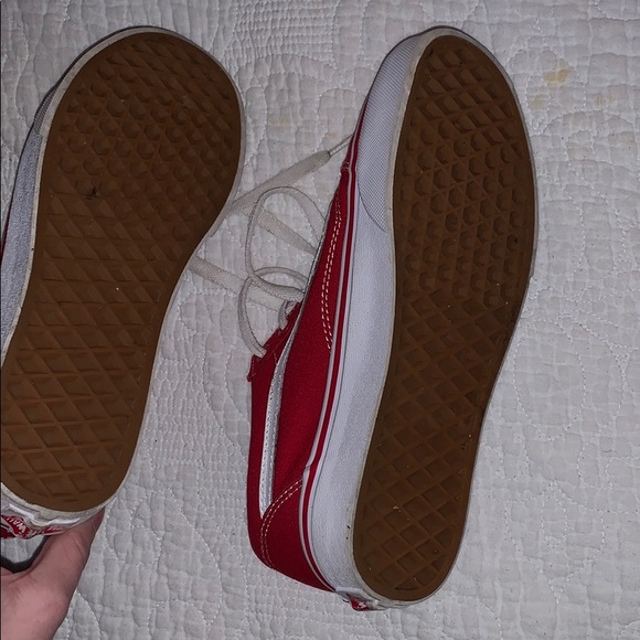 Red low top vans - Picture 3 of 3
